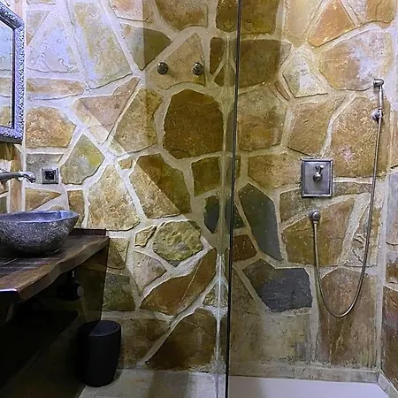Toison D'or Bed & Breakfast Cette-Eygun
